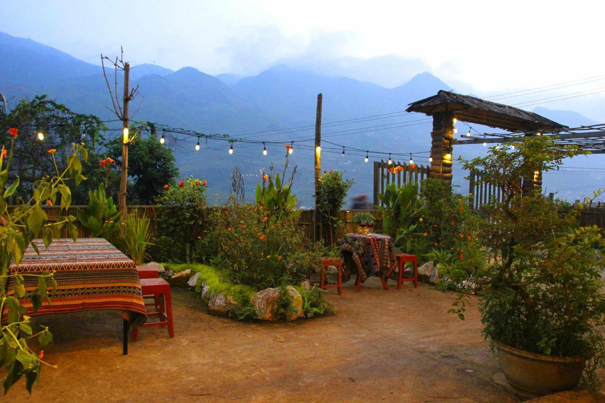 Surelee House And Trekking Hotel Sa Pa Exterior photo